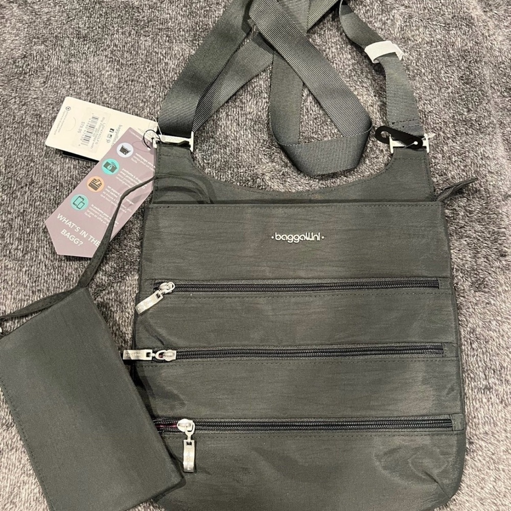 Baggallini Bag brand new with tag